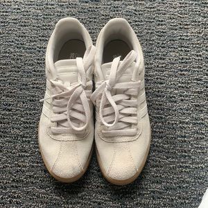 adidas woman white suede sneaker